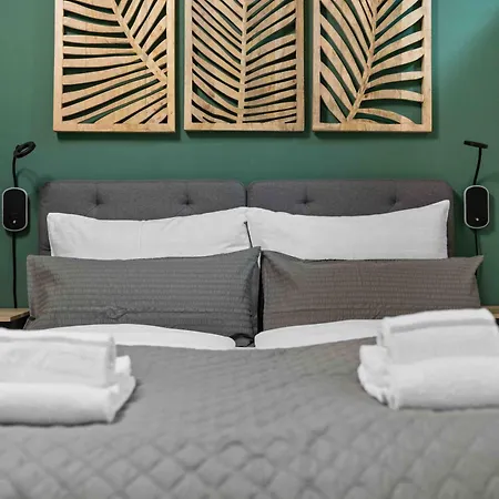 Apartment Bernhards Kossgasse - Gratis Parken, Klimaanlage & Balkon Graz