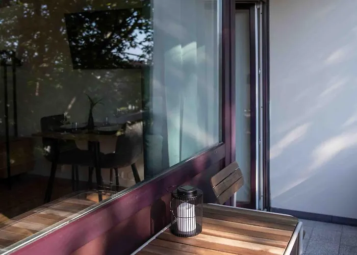 Bernhards Kossgasse - Gratis Parken, Klimaanlage & Balkon * Graz