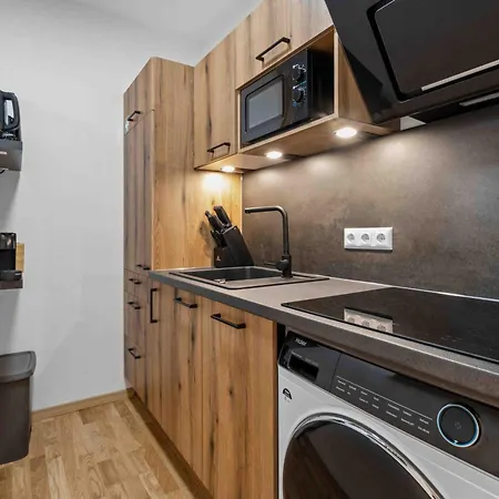 Bernhards Kossgasse - Gratis Parken, Klimaanlage & Balkon