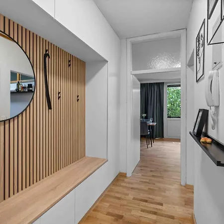 Bernhards Kossgasse - Gratis Parken, Klimaanlage & Balkon Apartmán *